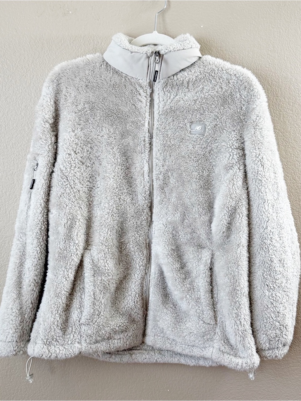 New Balance Light Gray Plush Sherpa Zip Jacket size medium